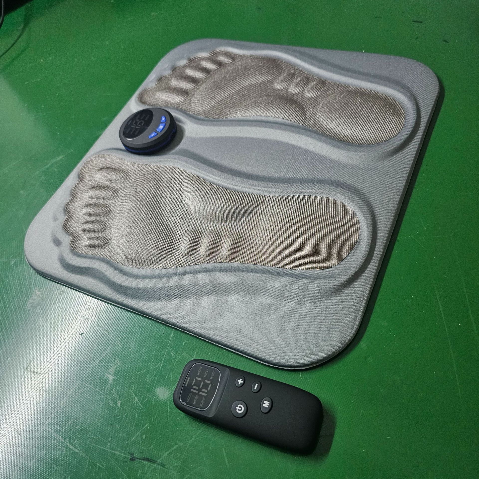 Интеллектуальный EMS массажер для ног JYTOP MM818