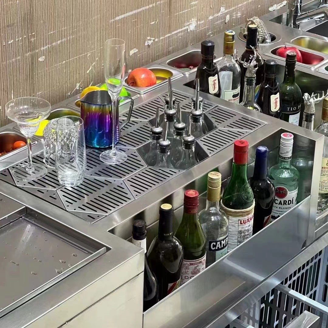 Manufacturer wholesale bar cocktail counter, cleaning bar, refrigeration workbench, water bar operation, stainless steel wine cabinet equipment for Taiwanese businesses