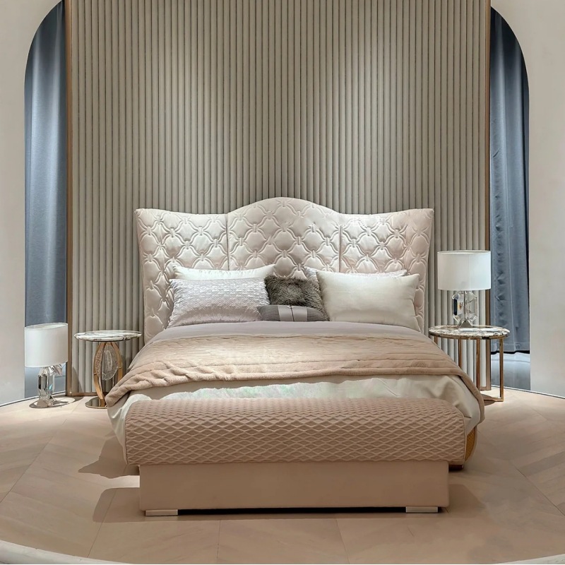Италия Современная легкая роскошная CC Princess Bed Роскошная двуспальная кровать высокая свадебная кровать в масштабе спальни роскошная большая кровать
