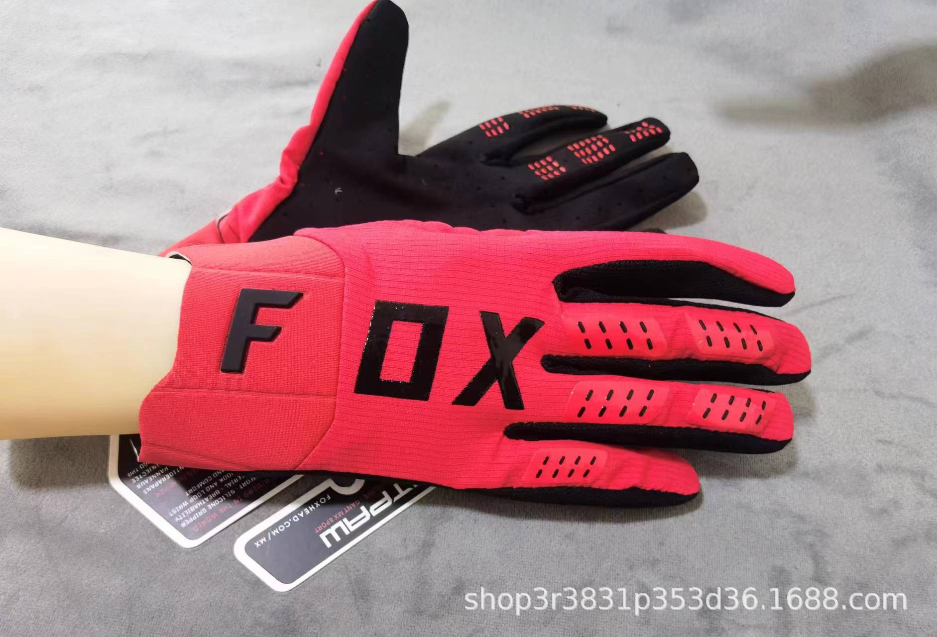Full finger motorcycle riding, touchscreen gloves, outdoor wear-resistant, reflective, breathable, night riding, anti-skid protection