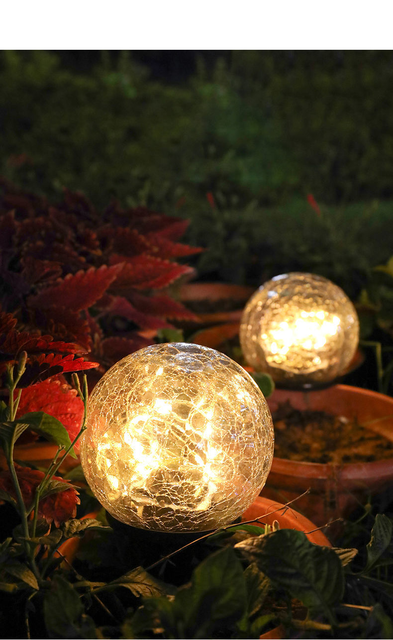Solar powered ice hockey ground lamp, lawn plug-in lamp, outdoor courtyard garden, step atmosphere decoration, LED crack light