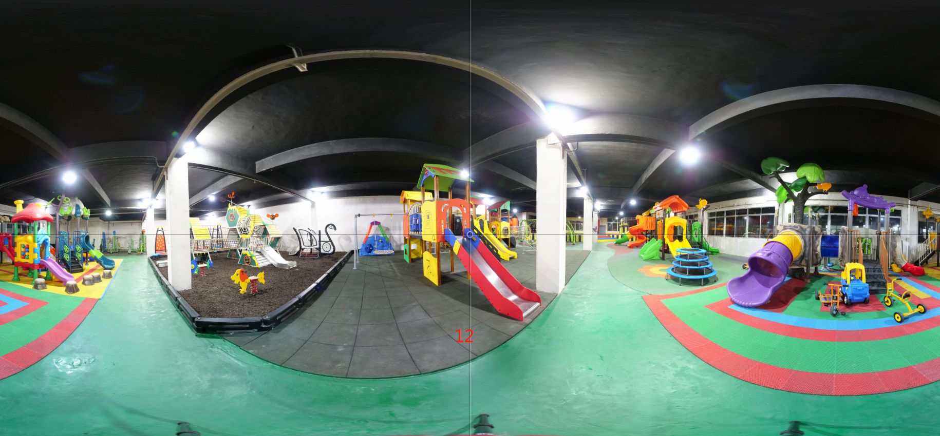 Outdoor wooden slide, non powered amusement equipment, wooden treehouse, children's combination wooden house, outdoor large amusement equipment