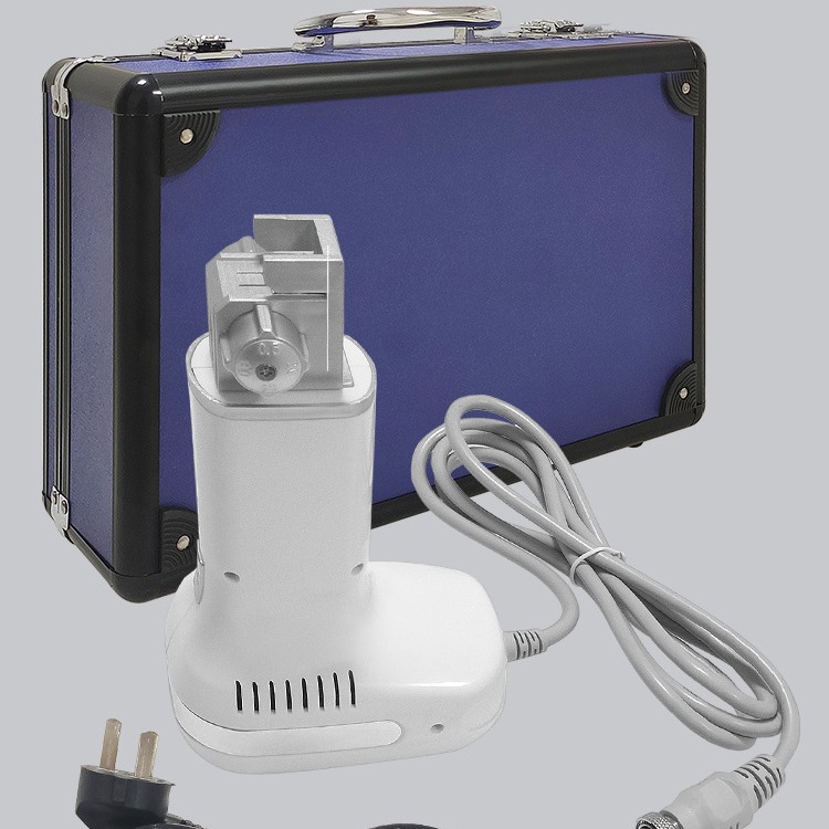 Ручной аппарат для глубокой гидратации кожи Cell Implanter