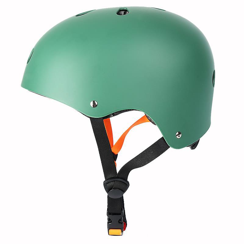 儿童成人滑板车头盔自行车helmet头盔CE认证电动车防护安全帽头盔