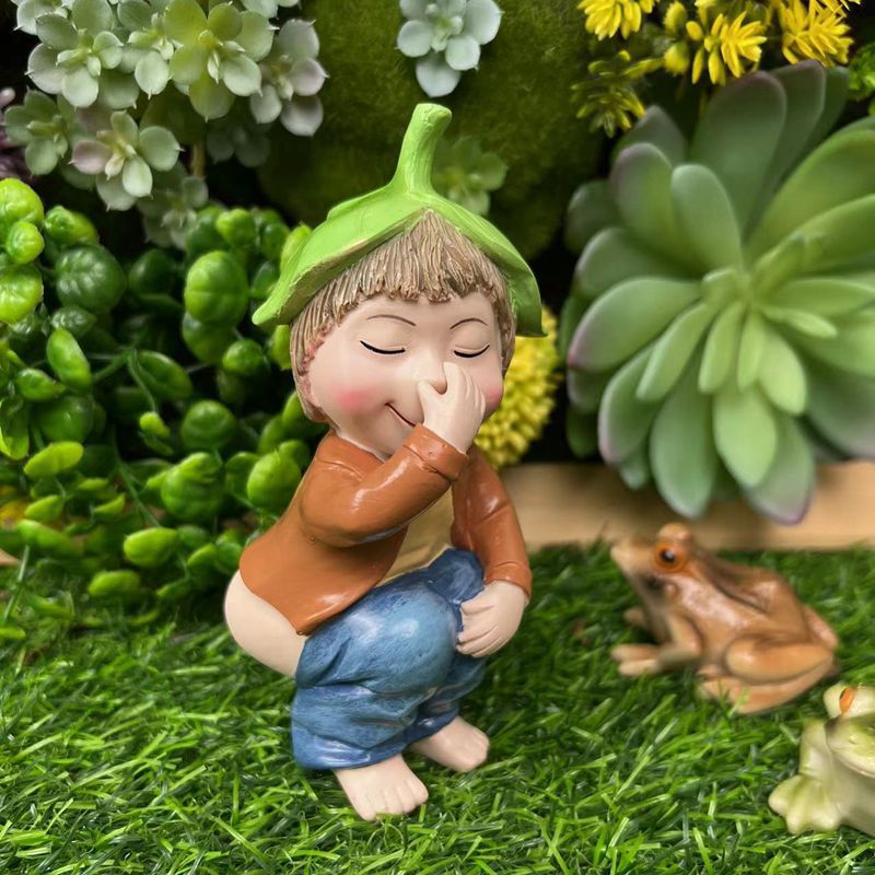 Cross border crafts, courtyard gardens, home decor, balconies, outdoor dwarves, funny pranks, statues, stickers, and hair replacement services