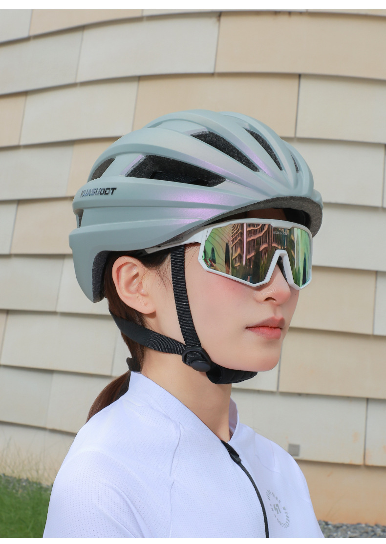 Bicycle Windbreak Helmet Riding Mountain Road Helmet Men's and Women's Safety Helmets Integrated Breathable Bicycle Outdoor Equipment