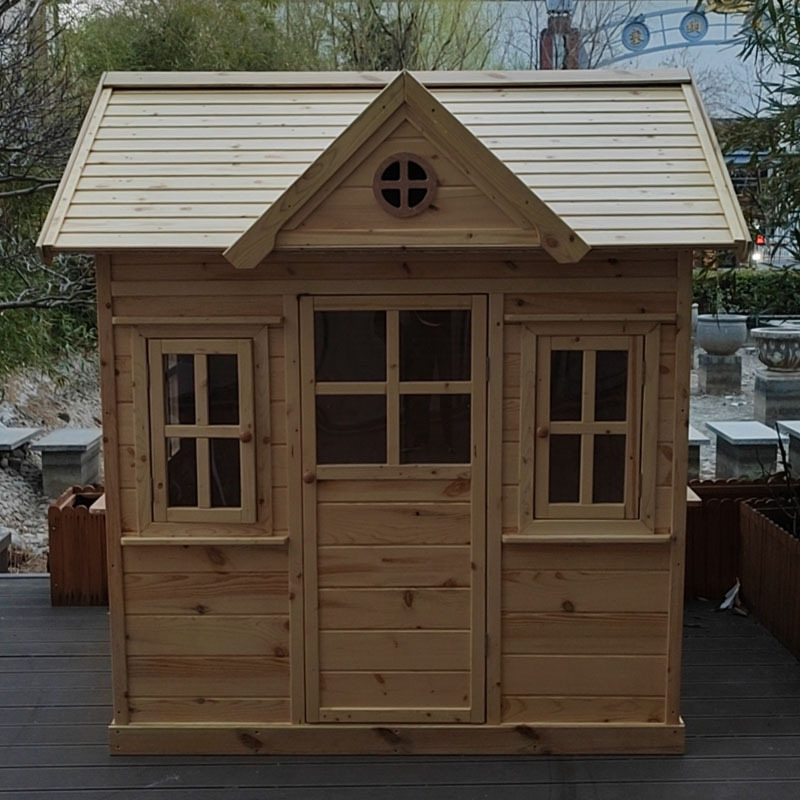 Factory direct sales wooden house, children's outdoor game house, small wooden house, tree house, rain and sun protection, amusement park, children's game room