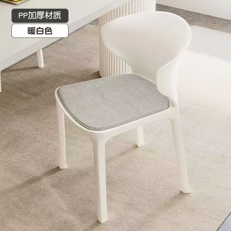 Modern minimalist dining chairs, household chairs, cow horn chairs, plastic chairs, leisure chairs, thickened adult backrest plastic chairs