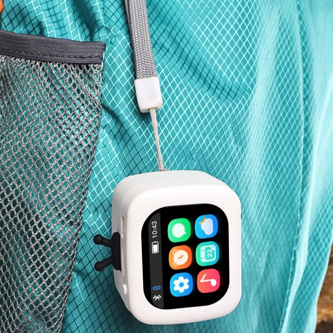 Портативная Bluetooth-колонка SU7 в виде ретро-телевизора с LCD-экраном