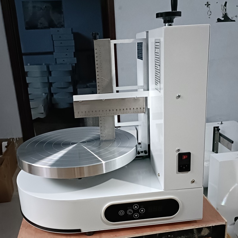 全自动生日蛋糕抹面机抹胚机抹奶油机器烘焙设备制作台式面团