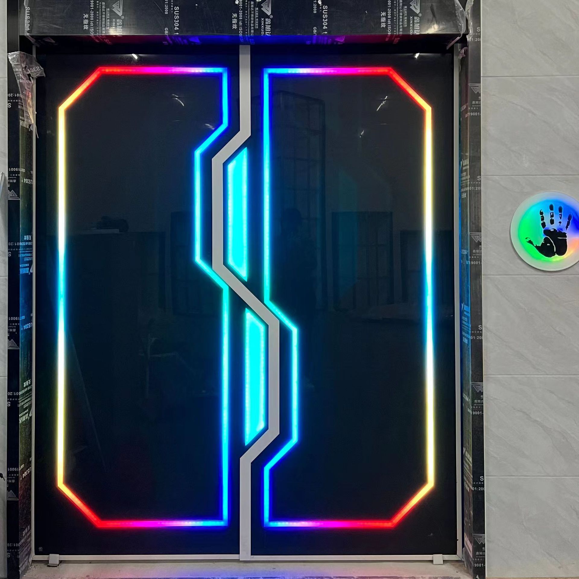 Douyin Internet The Celebrity Door Dream Technology Door Electric Door Secret Room Hall Hidden Palm Patter Door Дверь персонализированная дверь бара