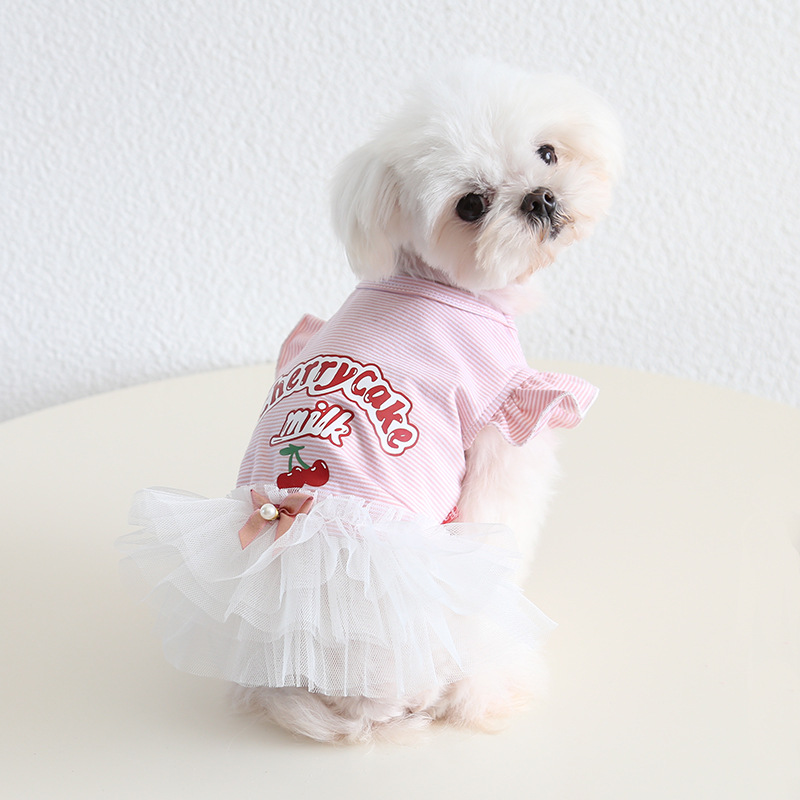 Petstyle Вишневая рукава платье вентилятора 2024 весна / лето Новые собаки и одежда для кошачьей одежду для домашних животных
