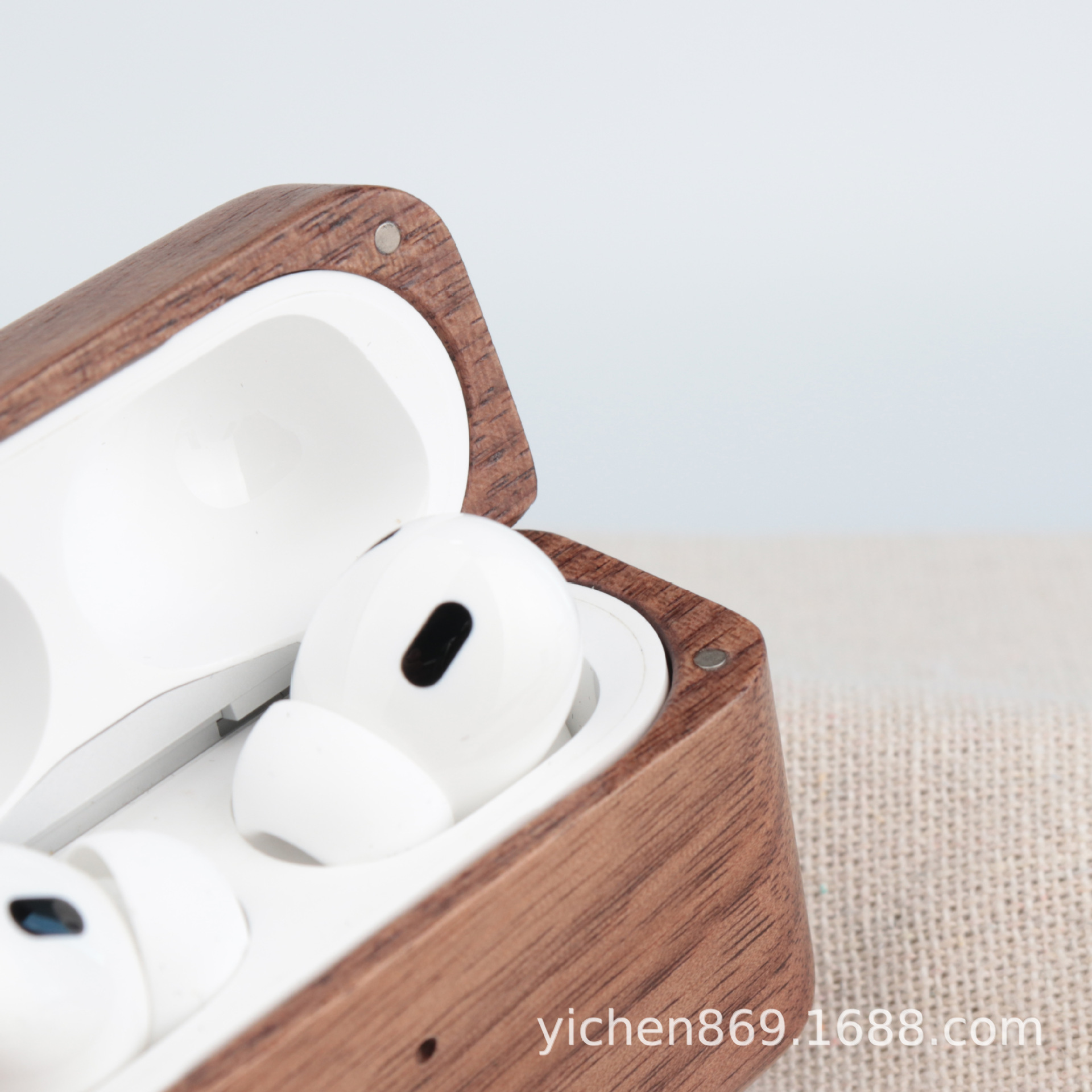 跨境APPLE新款AirPods pro3木质耳机壳适用蓝牙耳机保护壳耳机壳