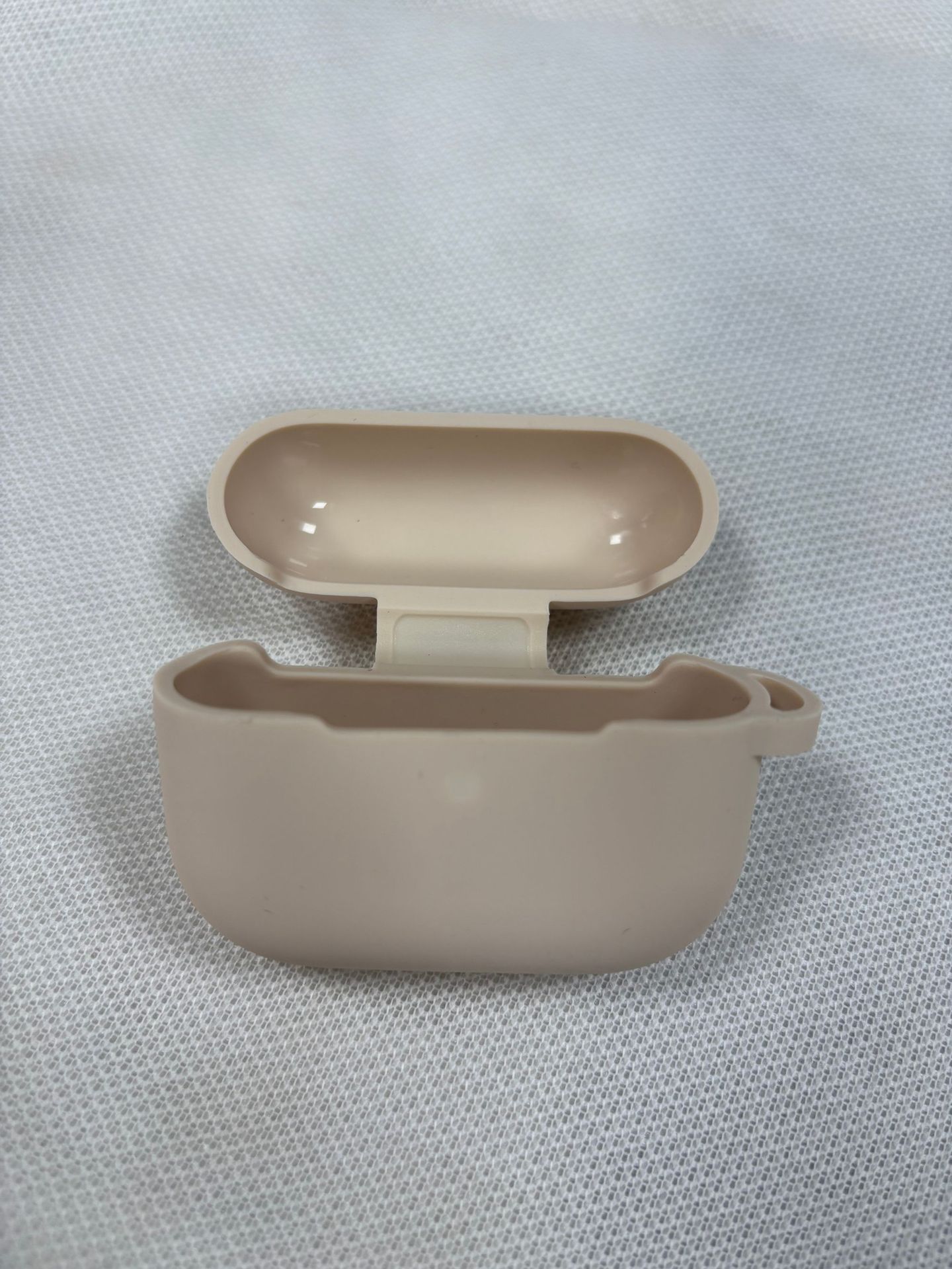 适用2025款苹果Airpodspro3耳机壳连体纯色厚款硅胶蓝牙耳机套