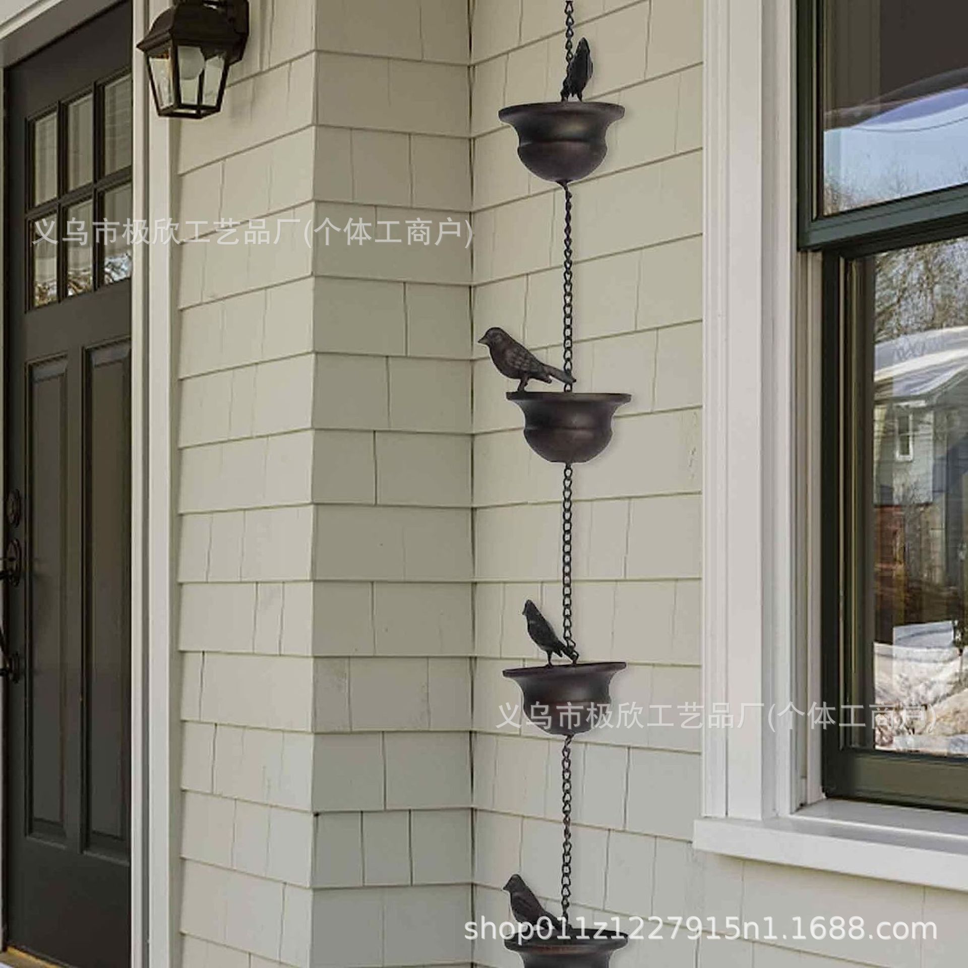 Cross border wrought iron decorations for birds, wind chimes, outdoor courtyards, vintage metal, popular hanging crafts, rain chains