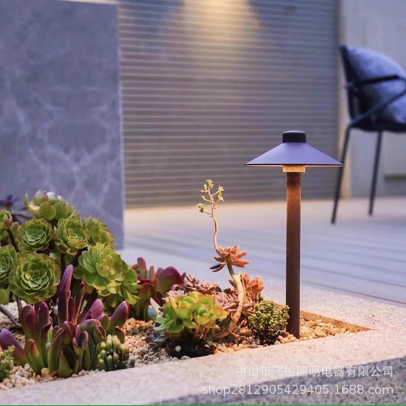 Small courtyard landscaping, outdoor mushroom lights, solar courtyard lights, villa lawn lights, garden lights, decorative atmosphere lights