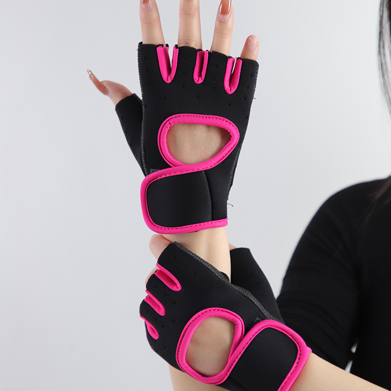 Half finger sports gloves, weightlifting and fitness gloves, outdoor sports cycling, breathable and shock-absorbing riding gloves
