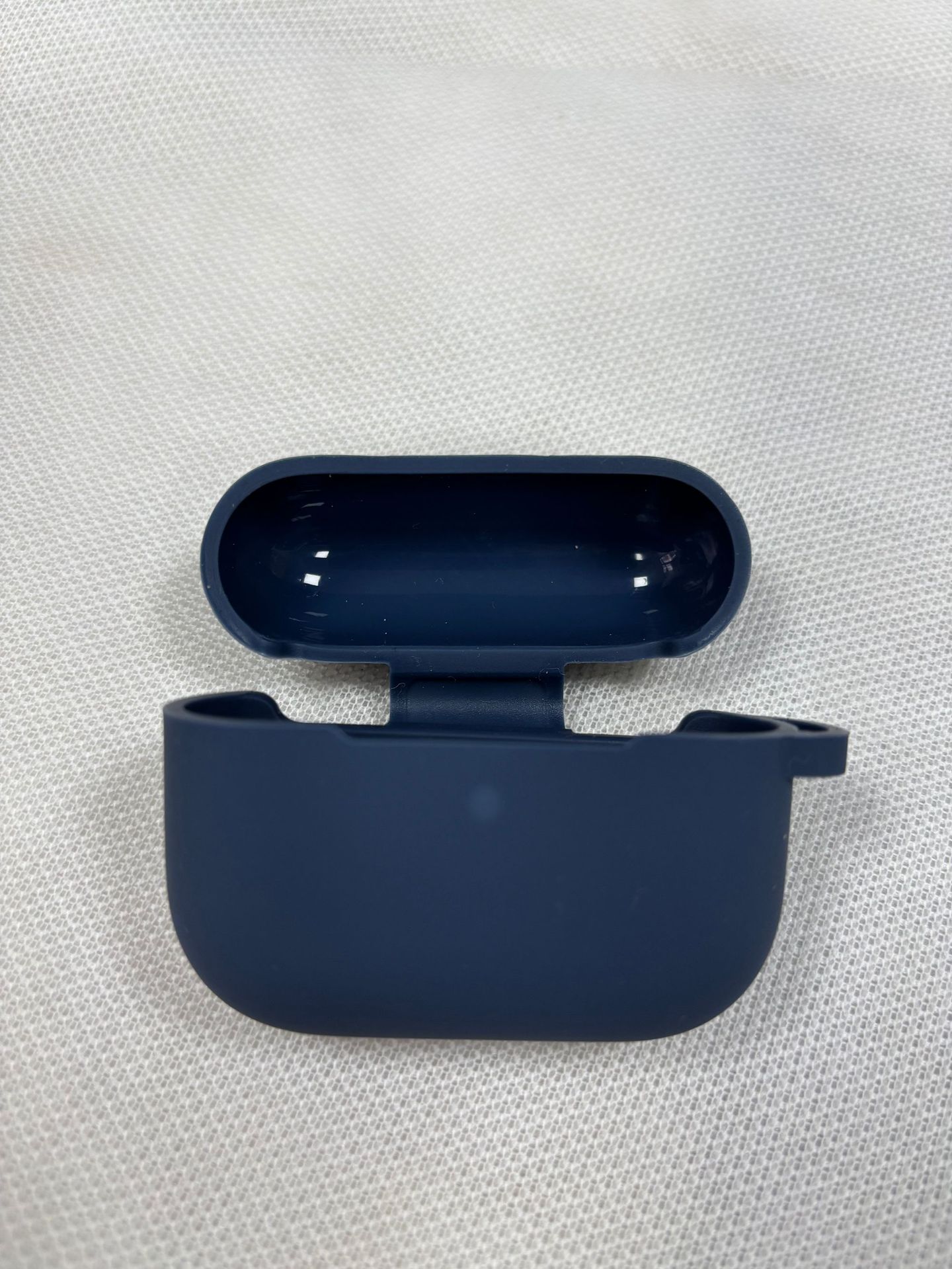 适用2025款苹果Airpodspro3耳机壳连体纯色厚款硅胶蓝牙耳机套