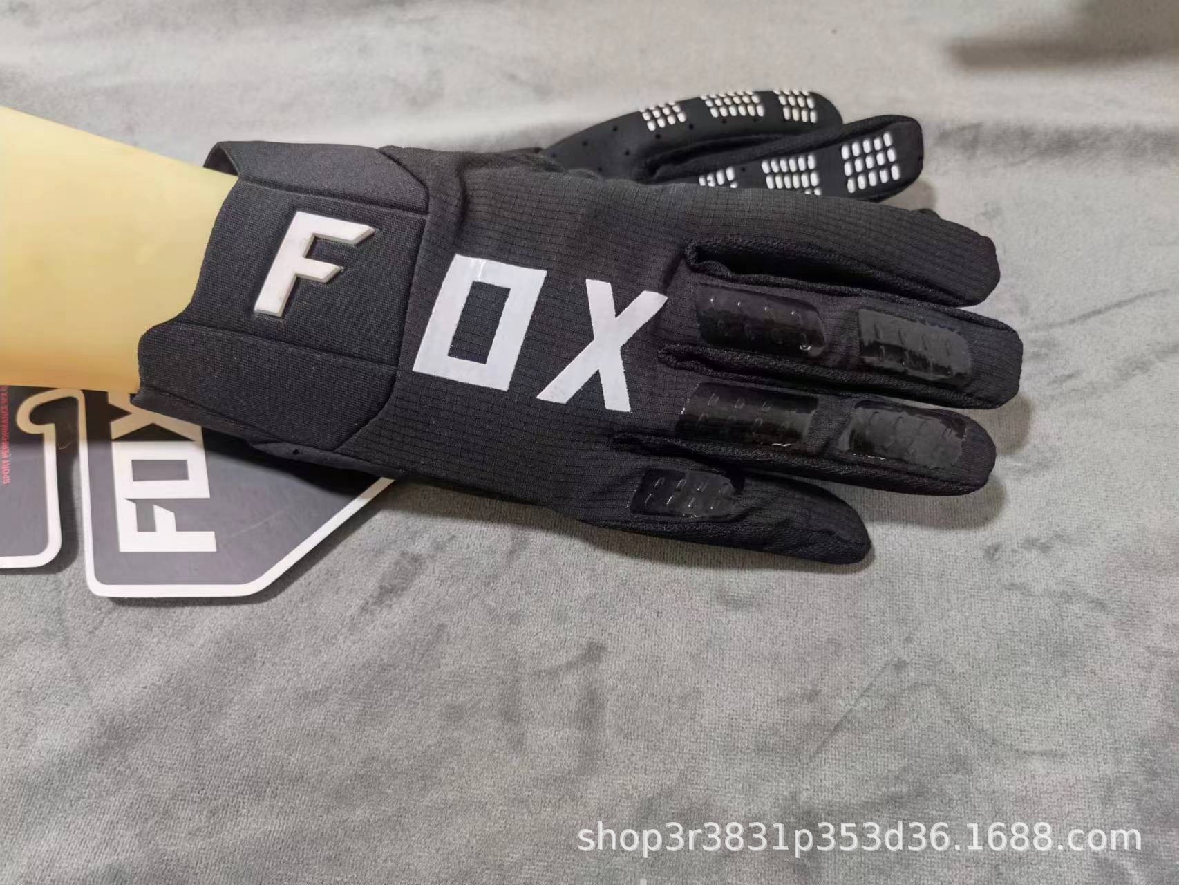 Full finger motorcycle riding, touchscreen gloves, outdoor wear-resistant, reflective, breathable, night riding, anti-skid protection