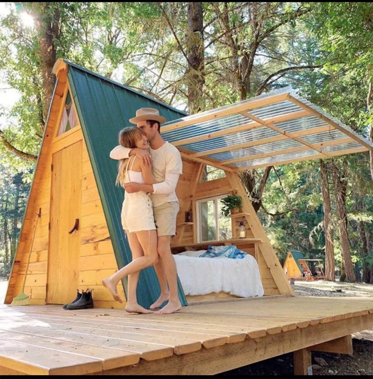 Internet famous scenic spots, farmhouses, homestays, wooden houses, mobile villas, outdoor children's anti-corrosion cabins, triangular treehouses