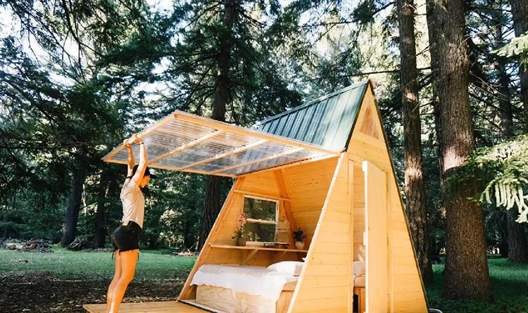 Internet famous scenic spots, farmhouses, homestays, wooden houses, mobile villas, outdoor children's anti-corrosion cabins, triangular treehouses