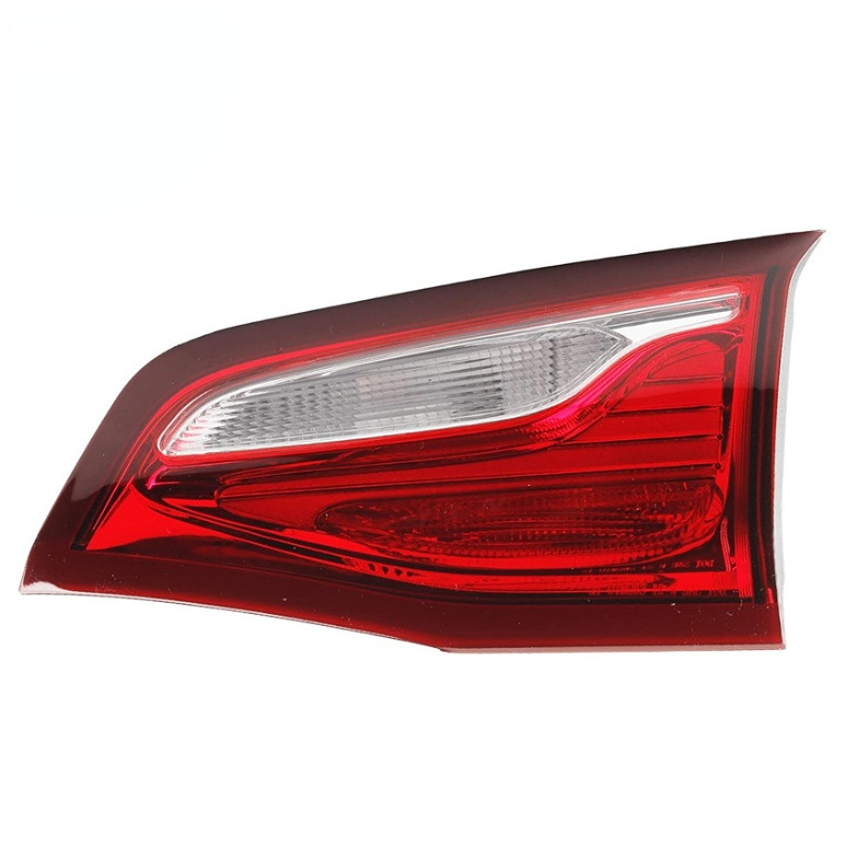 Подходит для галогенных левых и правых внутренних задних фонарей Chevrolet Equinox 18-20 84341670 84341669