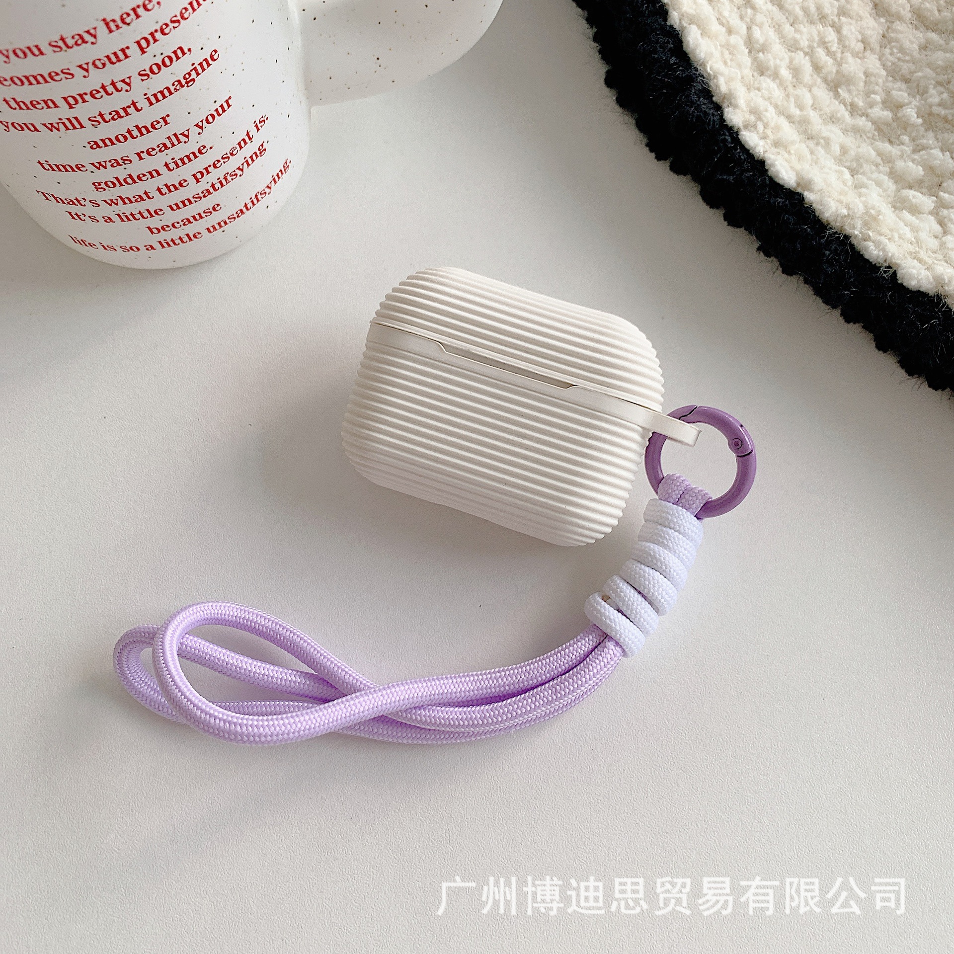 硅胶苹果耳机套软硅胶带手绳airpods2025pro3耳机壳手绳肤感软壳