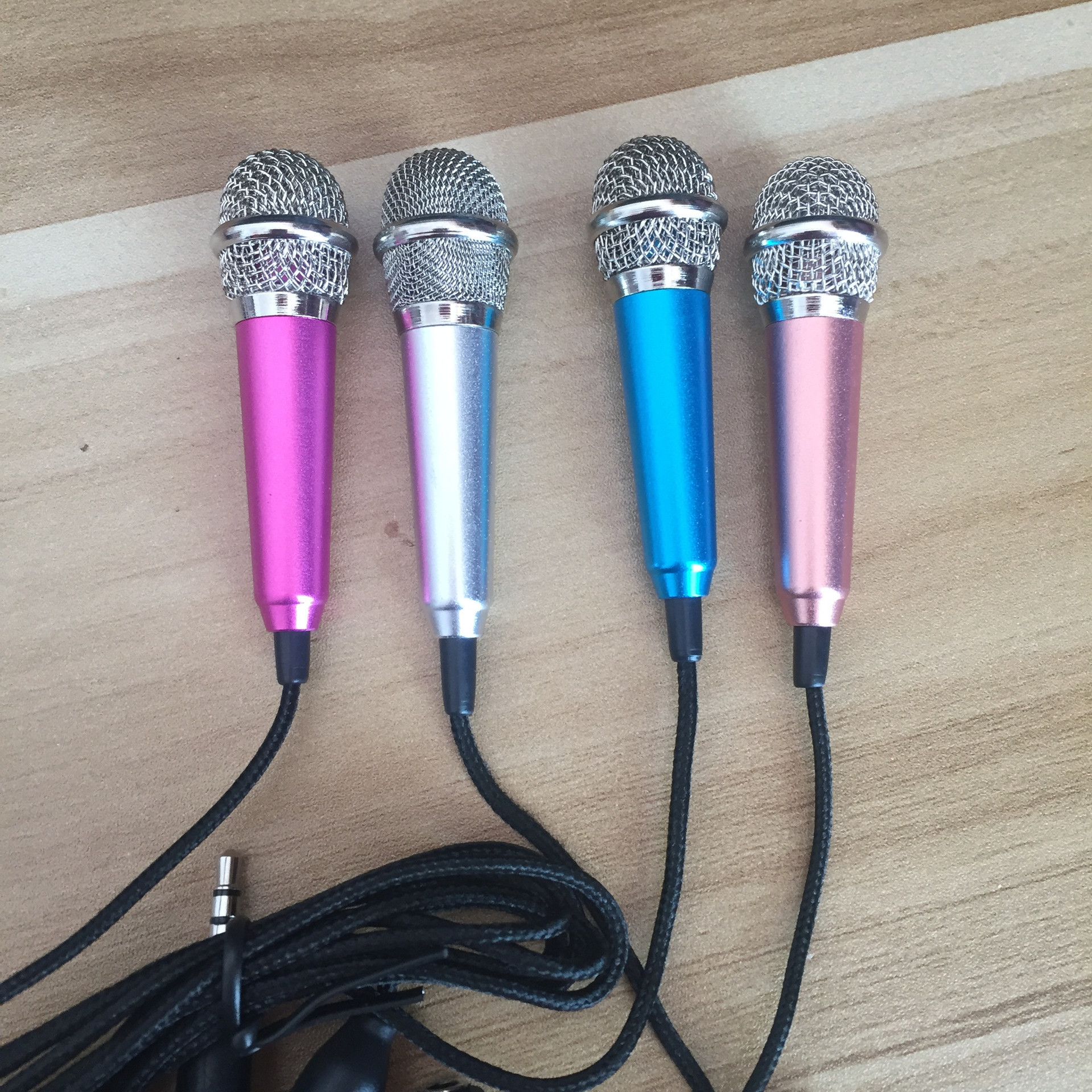 Беспроводной всенаправленный микрофон Small Microphone