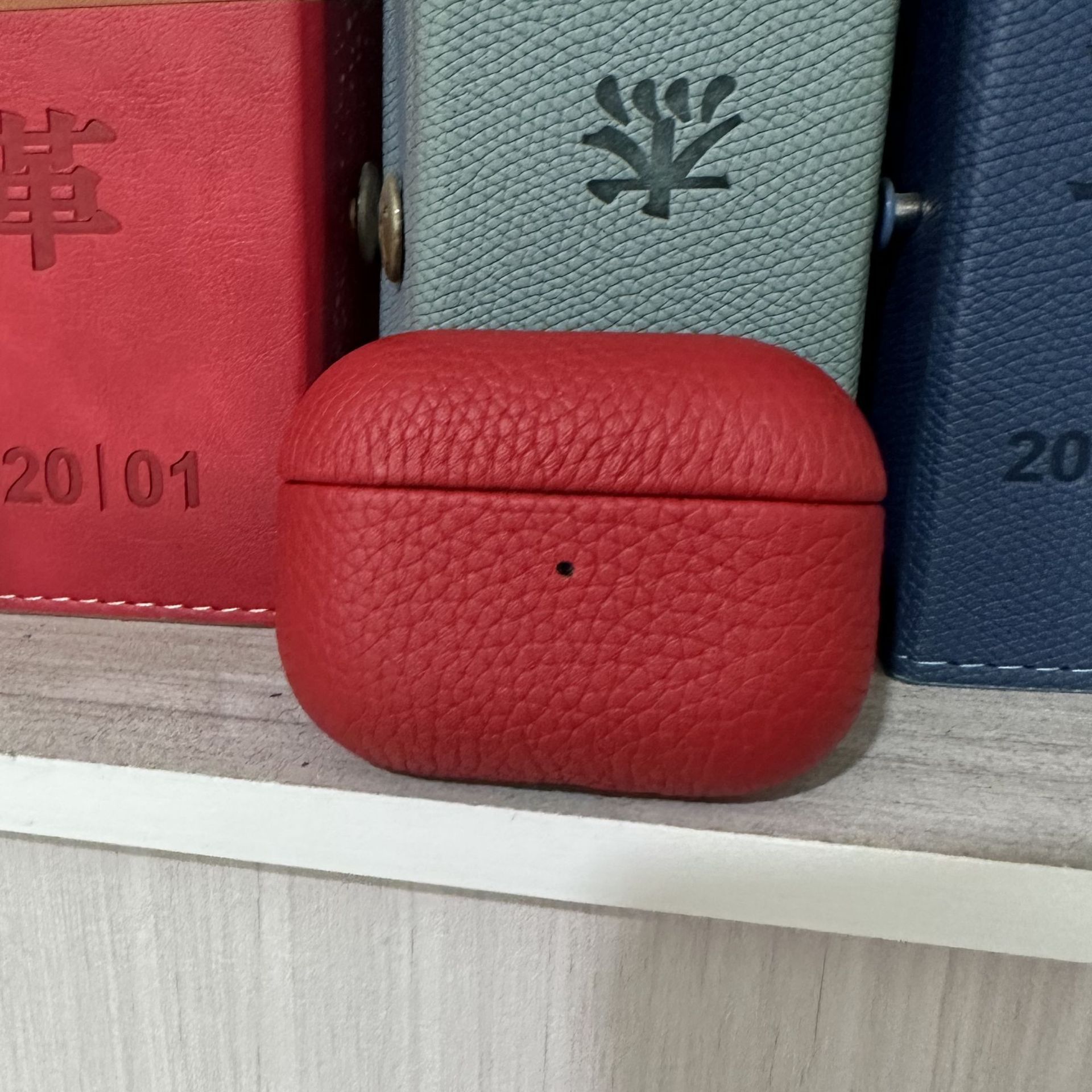 Spot Airpodspro3 protective case suitable for Apple earphones Airpods4 genuine leather lychee pattern earphone case