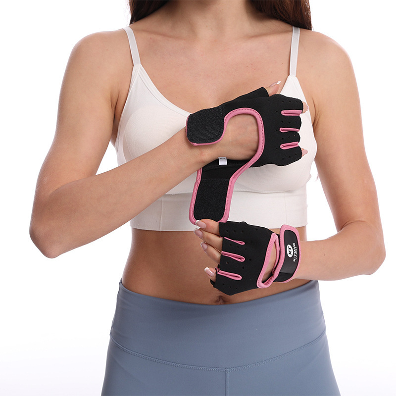 Half finger sports gloves, weightlifting and fitness gloves, outdoor sports cycling, breathable and shock-absorbing riding gloves