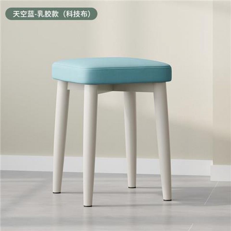 实木凳子家用奶油风餐凳原木可叠放餐椅餐厅软椅子简约卧室化妆凳