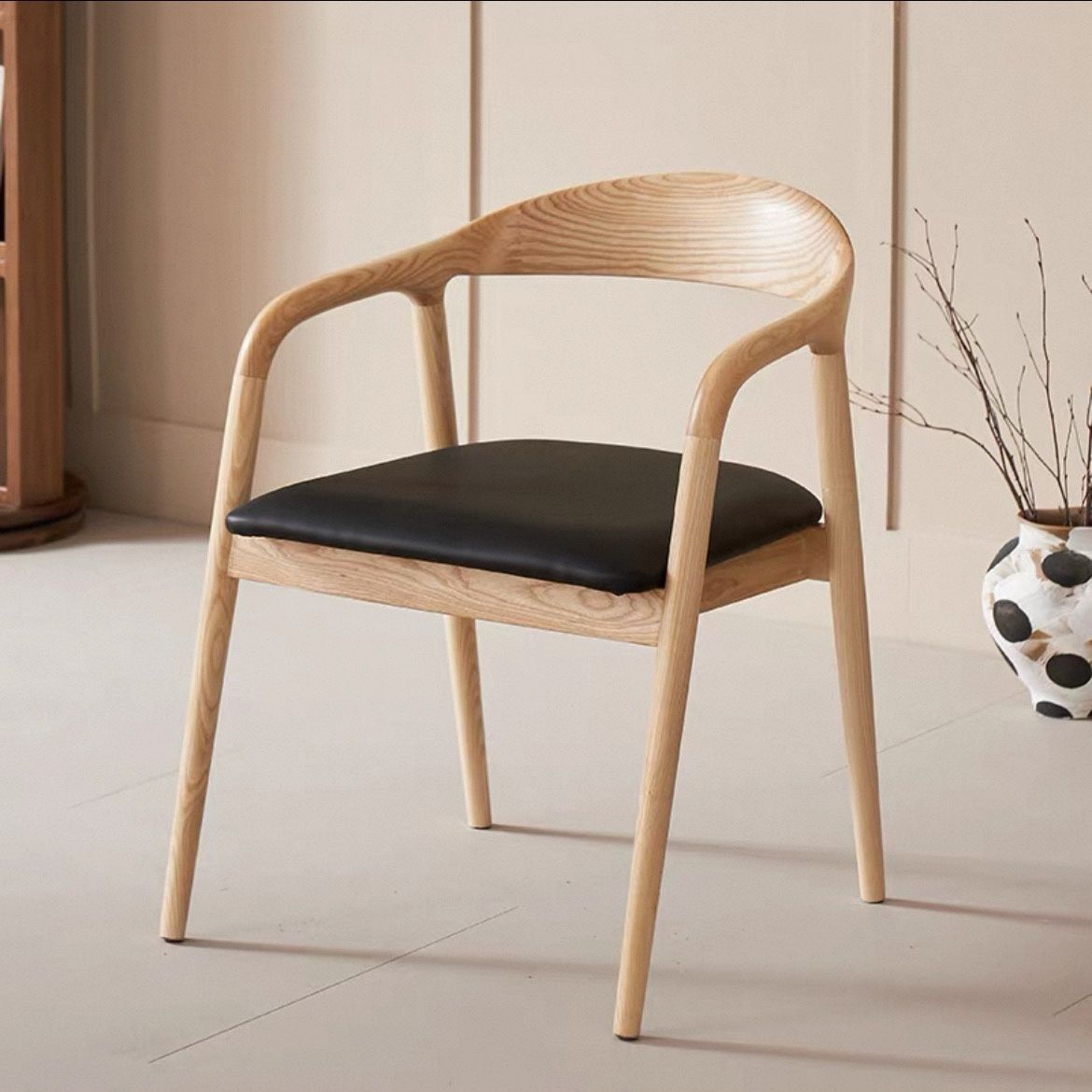 Nordic solid wood dining chair, backrest chair, simple home use, single person, Meite chair, negotiation, study, leisure restaurant