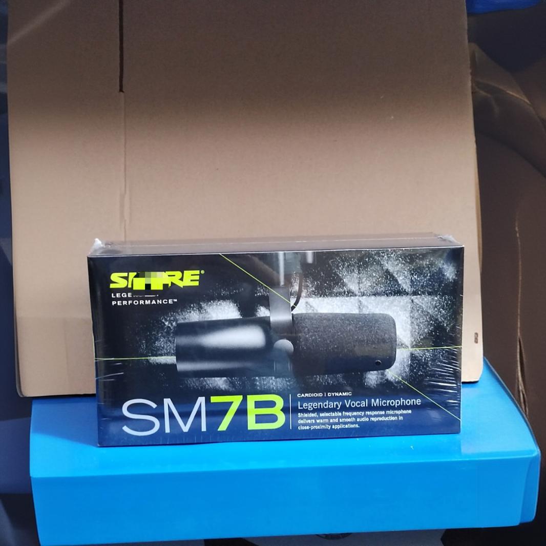 Динамический студийный микрофон SM7B (Сучжоуская версия)