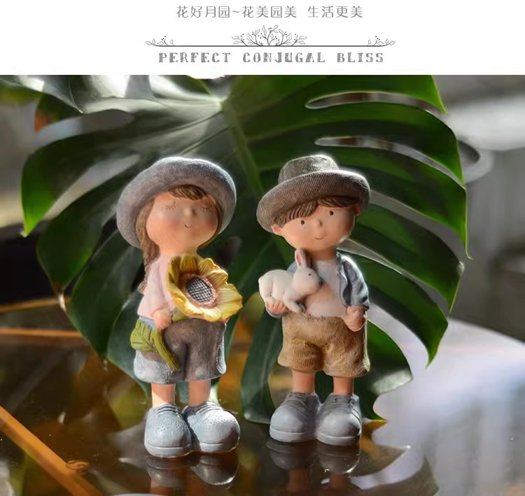 Balcony Cute Garden Doll Ornament Courtyard Home Cartoon Countryside Style Boy and Girl Resin Decorations Desktop