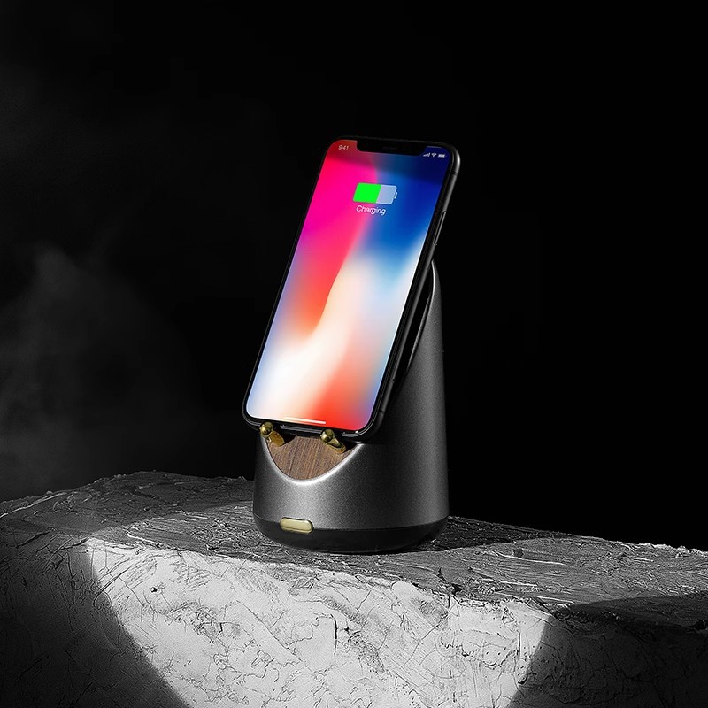 Беспроводная Bluetooth-колонка с индукционной зарядкой J600