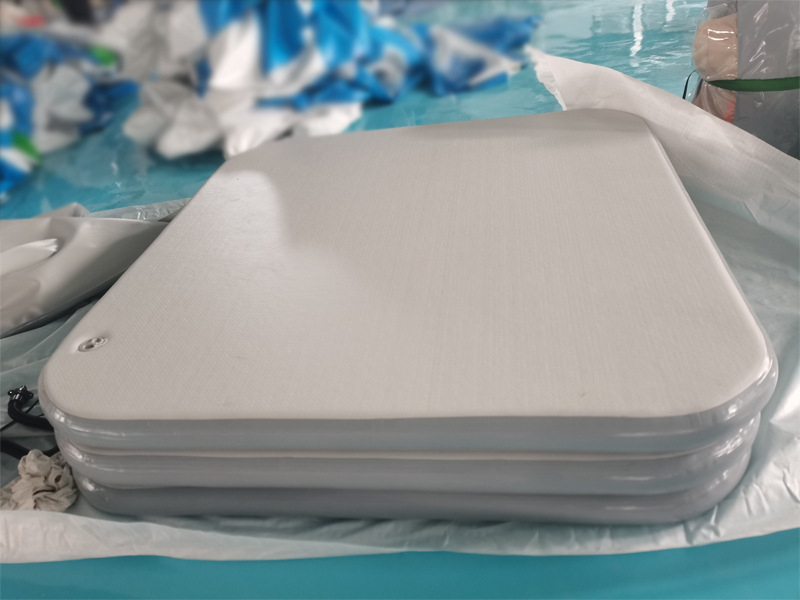 Надувная водяная палатка-плот Zhongchu Inflatable water tent, 2.5×2.52×2.3 м