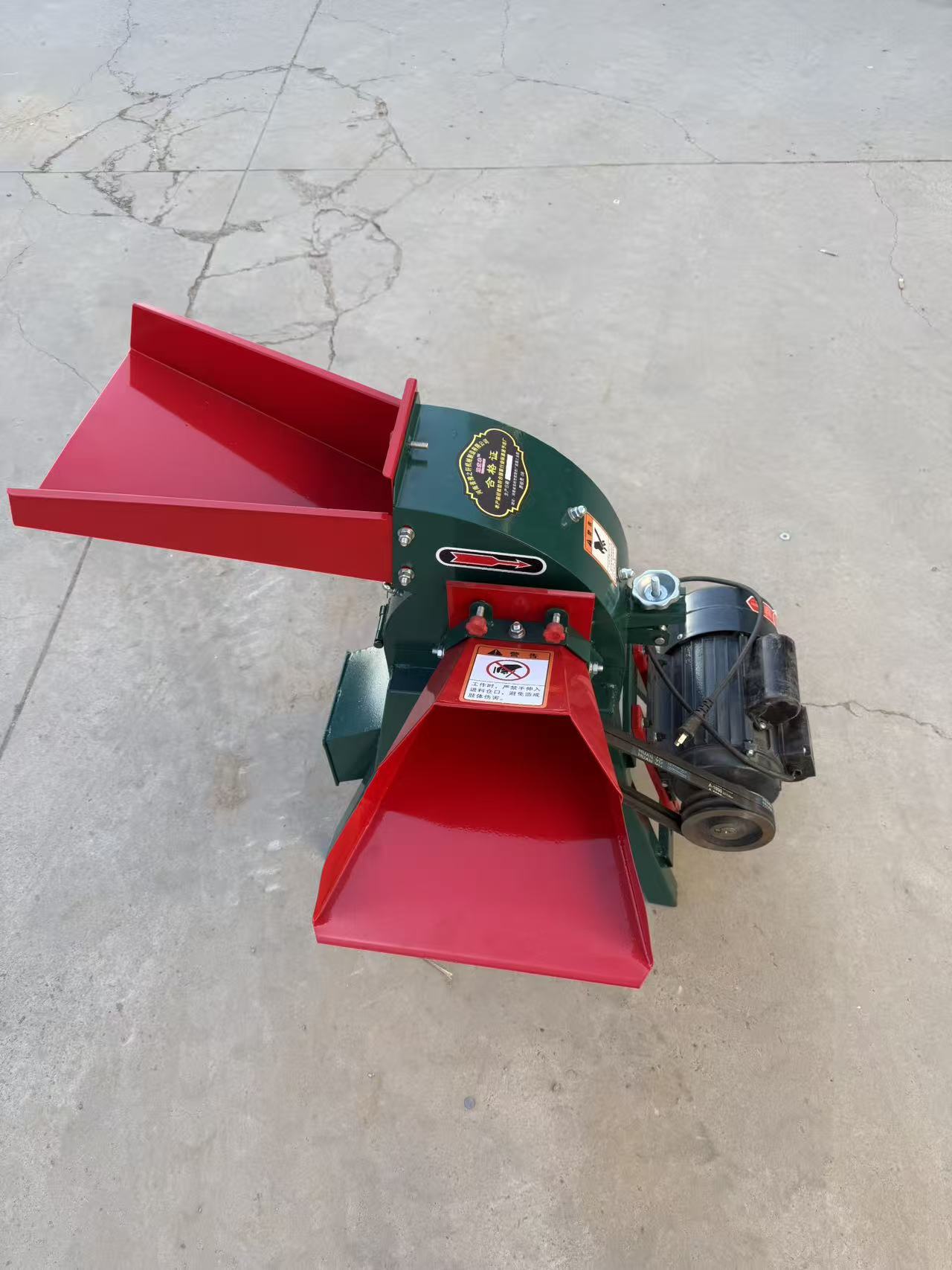 Universal grinder household small corn straw feed pulverizer small forage corn grinder