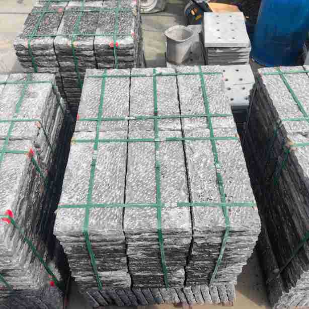Тротуарная плитка из натурального камня с антикварным узором 300x600