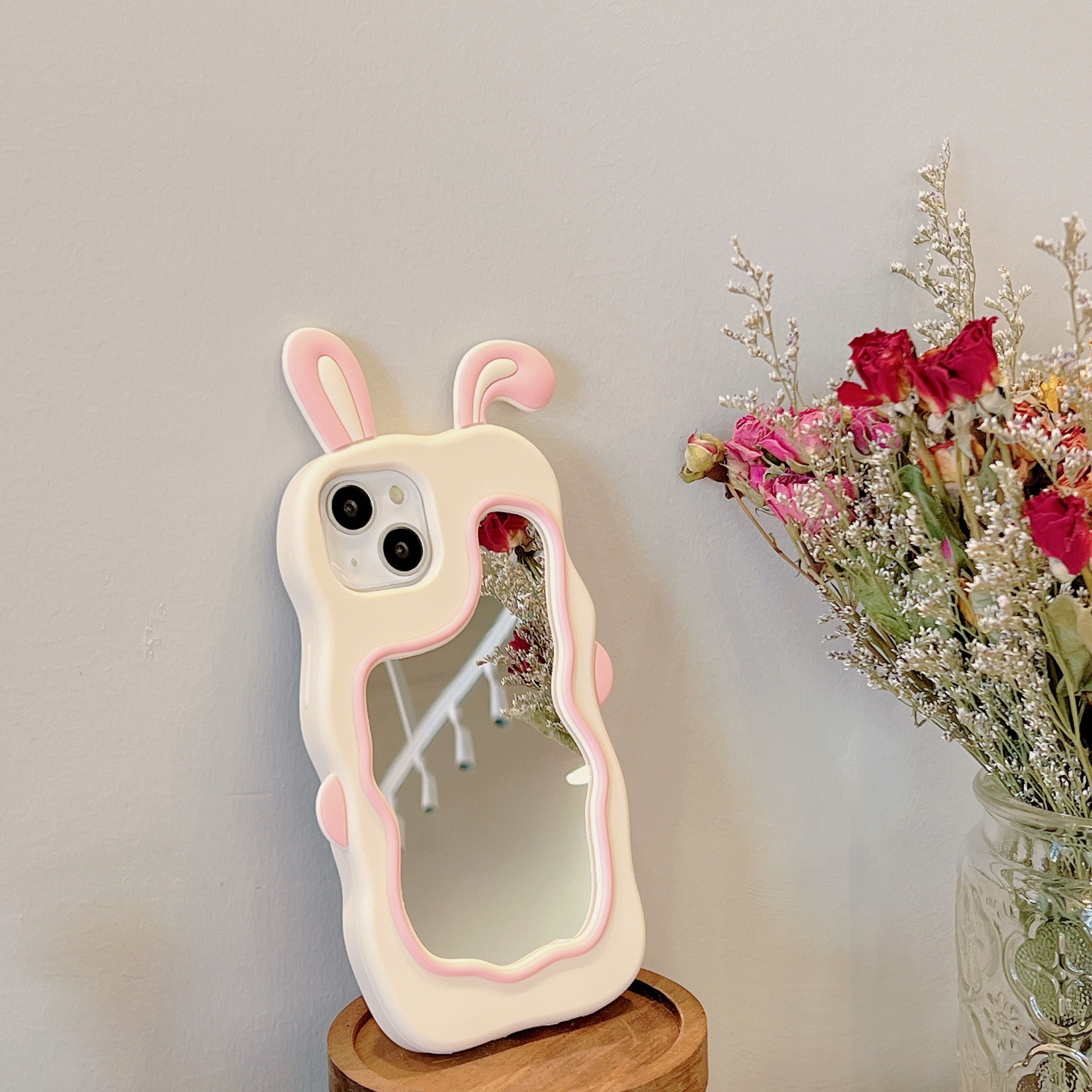 Cute Pink Rabbit Ear Makeup Mirror Suitable for iPhone 15 Promax Apple 13/12/11 Phone Case XR Silicone