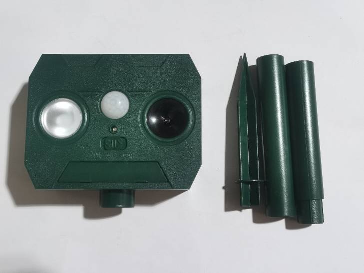 Solar powered animal repellent, outdoor ultrasonic rodent repellent, electronic insect repellent, stray cat and dog manufacturer, direct approval and delivery