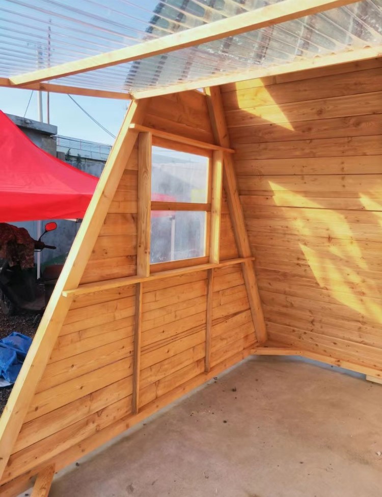 Internet famous scenic spots, farmhouses, homestays, wooden houses, mobile villas, outdoor children's anti-corrosion cabins, triangular treehouses