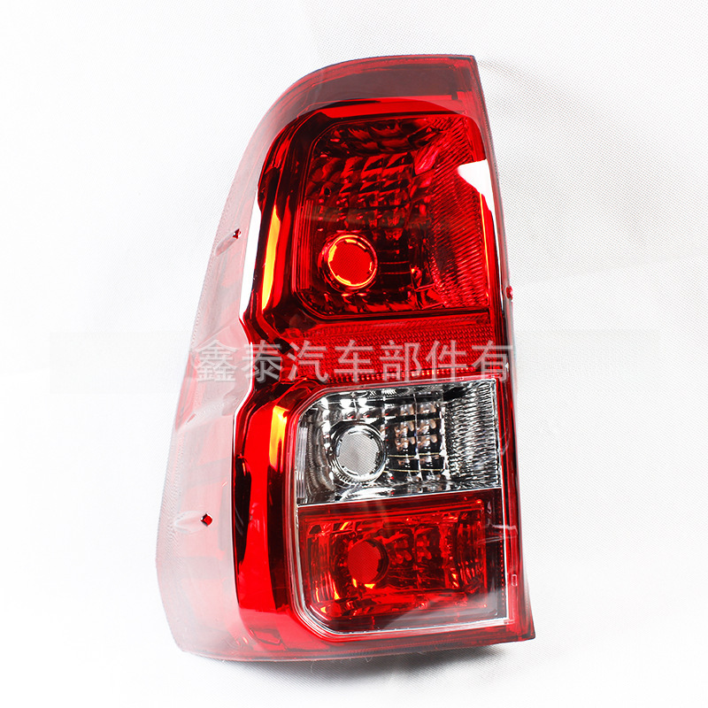 Применимо к Toyota Hilux 15 Revo правый привод хвостовой светильник Picca Modified Hylax Car Tail Lights