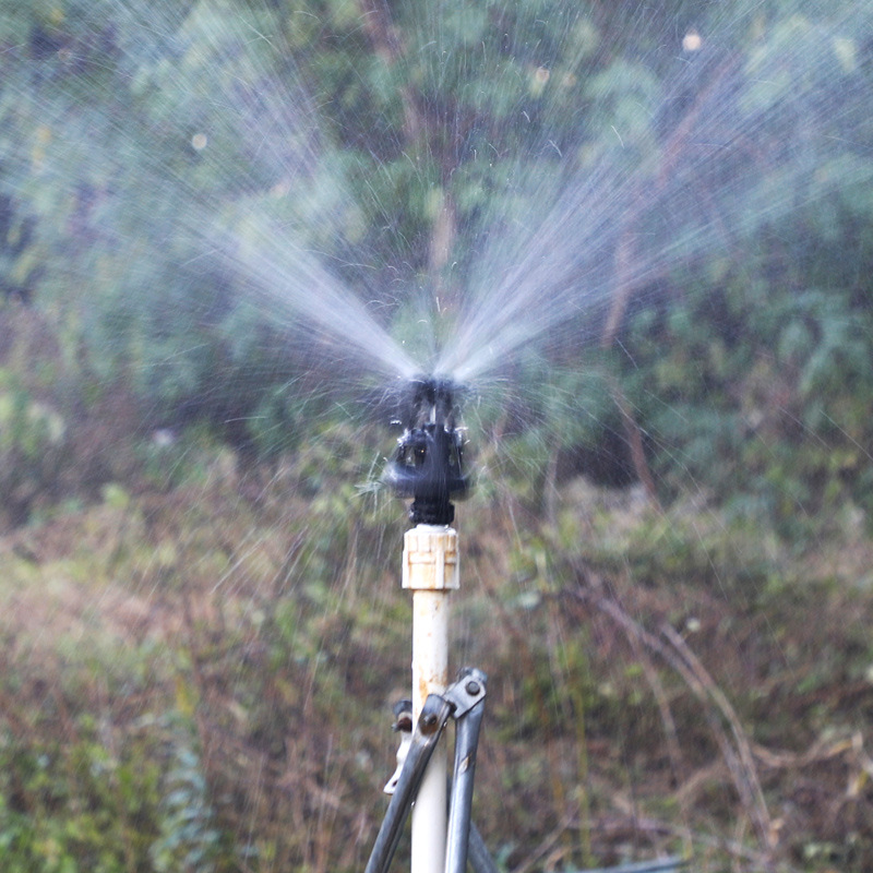4-point European style external rotating swing nozzle 360 degree garden watering rotating dust reducing and cooling lawn gardening sprinkler