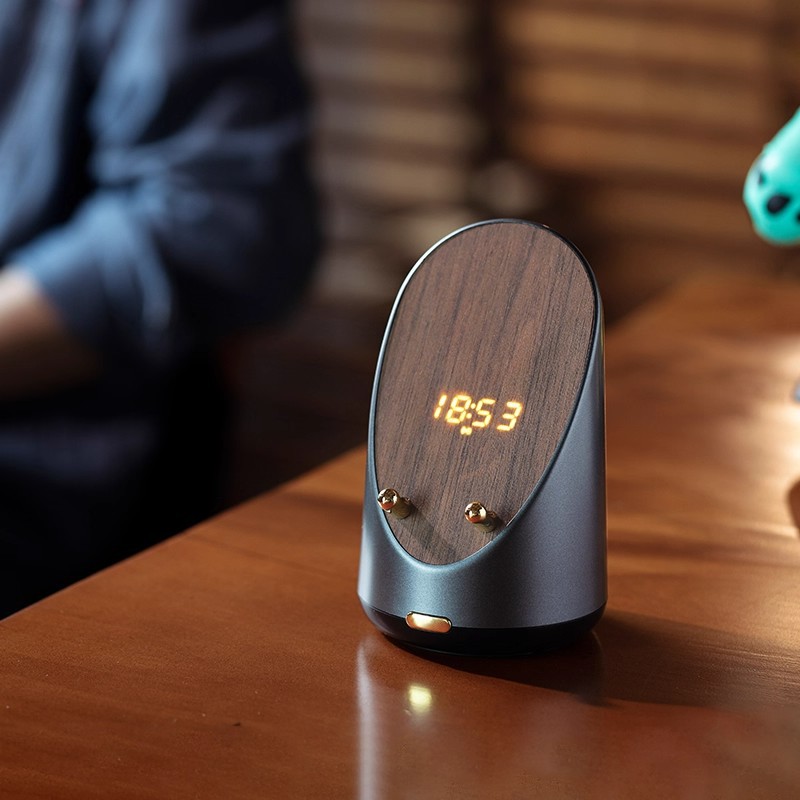 Беспроводная Bluetooth-колонка с индукционной зарядкой J600