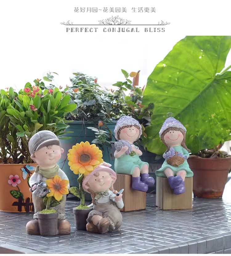 Balcony Cute Garden Doll Ornament Courtyard Home Cartoon Countryside Style Boy and Girl Resin Decorations Desktop