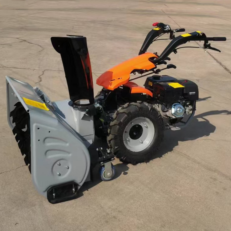 6.5 horsepower gasoline 1-meter wide snow blower, spiral small snow sweeper, snow blower in Jilin region
