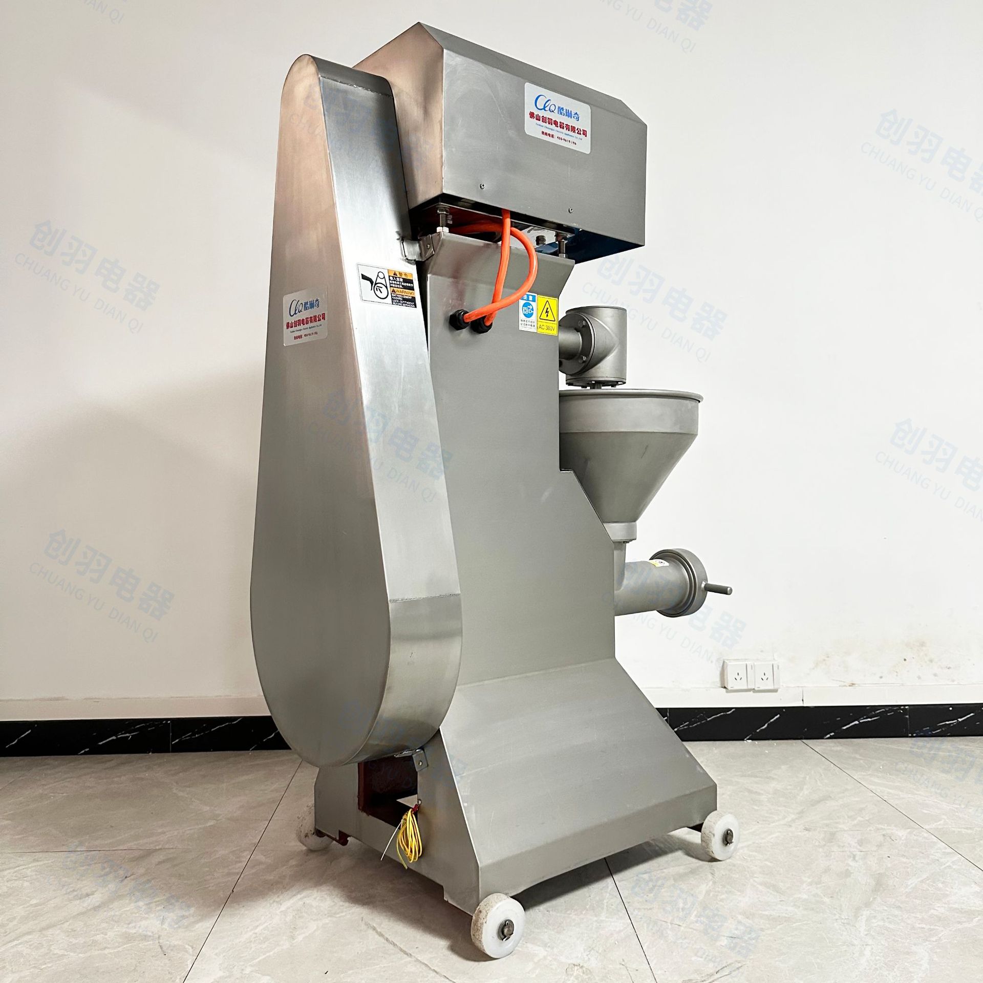 *Chicken rack bone grinder, large 1.5-ton multifunctional industrial meat grinder, frozen chicken breast and pork grinder