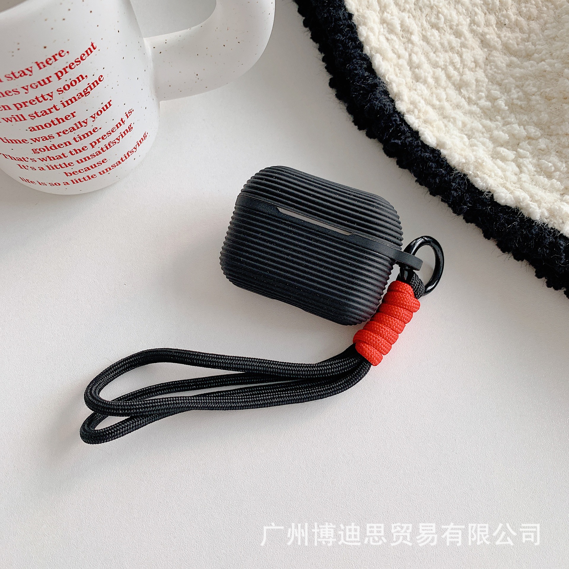 硅胶苹果耳机套软硅胶带手绳airpods2025pro3耳机壳手绳肤感软壳