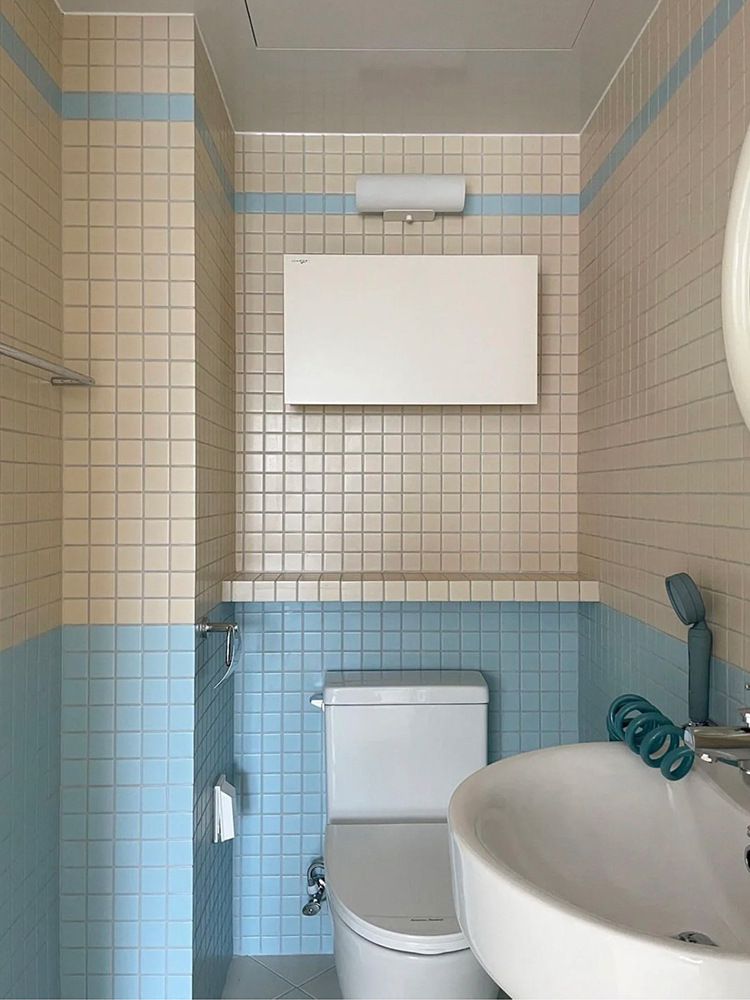 Sky blue checkered mosaic tiles, Japanese style bathroom, kitchen, bathroom wall tiles, creamy beige square tiles