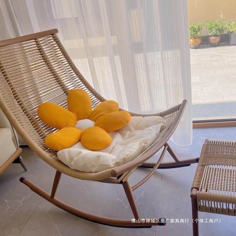 Lazy sofa rattan lounge chair can sleep on the balcony, home use leisure chair, living room nap chair, internet famous rocking chair